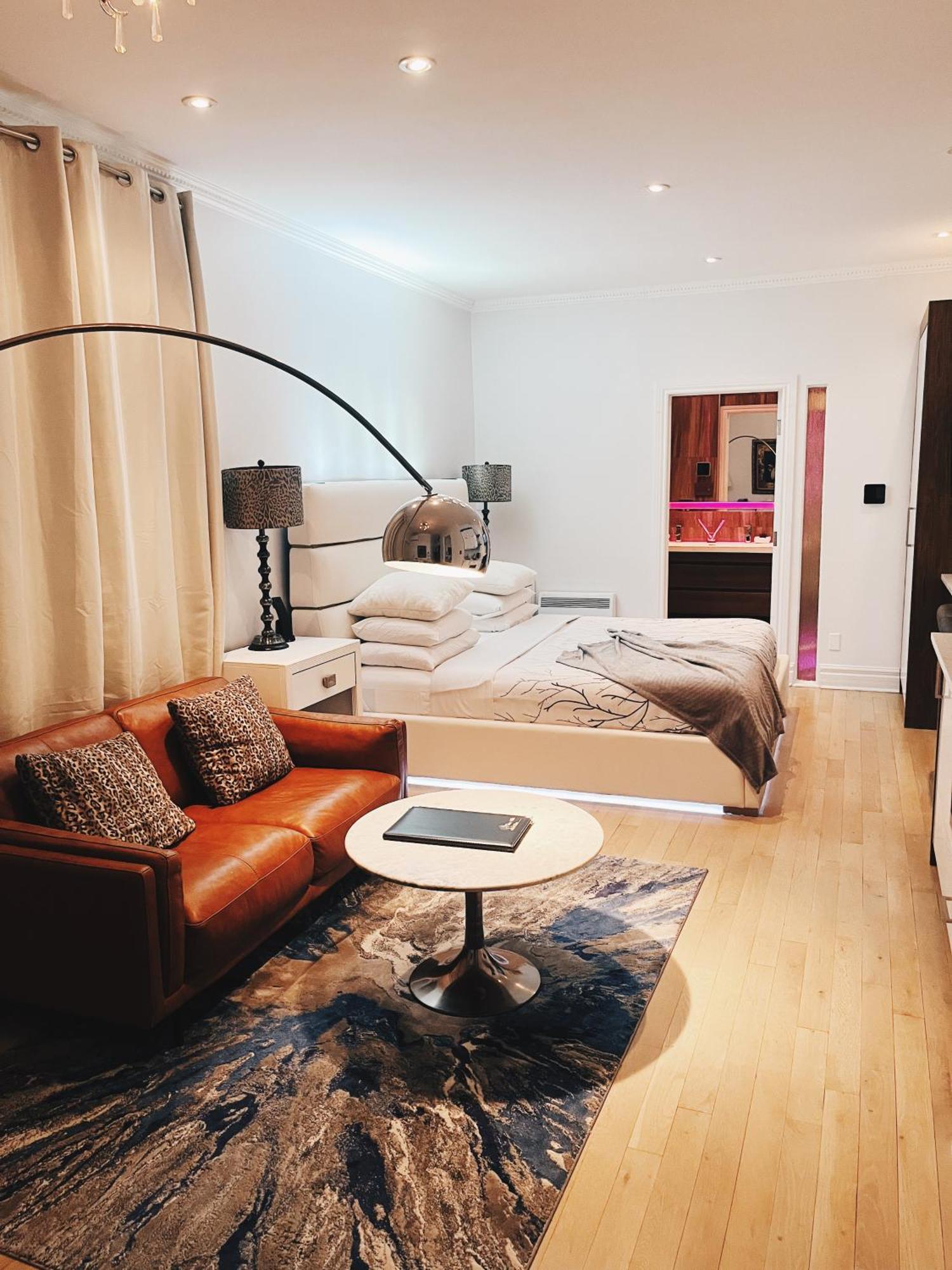 מונטריאול Hotel Kutuma מראה חיצוני תמונה